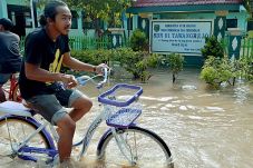 Kawasan Mataraman Dikepung...