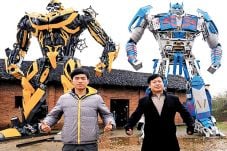 Petani China Buat Transformers...