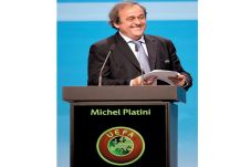 Pesan Platini