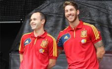 Iniesta Menantu Idaman...