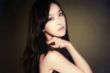 F(X) Persiapkan Album...