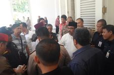 Tersinggung, Jawara...