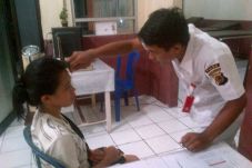Siswi SMP Ini Babak...