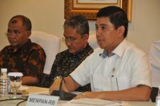 MenPAN-RB Bantah Penghapusan...