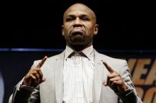 Mayweather Jr. : Salah...