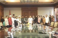 HT Ingin MNC Muslim...
