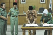 Pemkot Cimahi Gandeng...