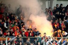 UEFA Selidiki Insiden...
