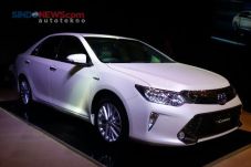 New Toyota Camry Paling...