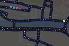 Bermain Game Pac-Man...