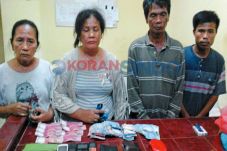 4 Pengedar Uang Palsu...