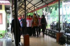 10 Tahanan BNN Kabur,...