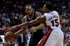 Leonard Pimpin Spurs...