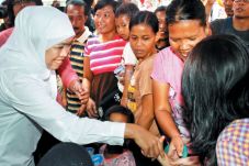 16,5 Juta Warga Miskin...