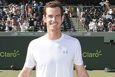 Murray Tembus 500 Kemenangan