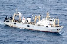 Kapal Karam, 54 Awak...