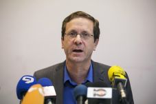 Oposisi Israel Sambut...