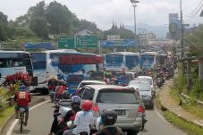 Libur Panjang, Puncak...