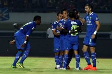 Persib Pastikan Tiga...