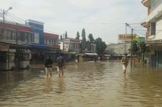Banjir Kepung Kabupaten...