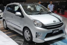 April Harga Mobil LCGC...