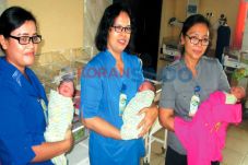 Bayi Kembar Tiga Lahir...