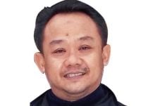 Menangani ISIS dengan...