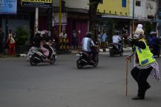 Punakawan Atur Lalu...