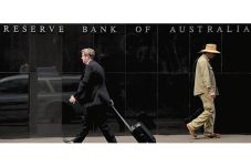 Australia Pertahankan...