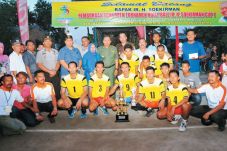 Bupati Soekirman Dukung...
