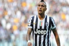 Juventus Turunkan Skuat...