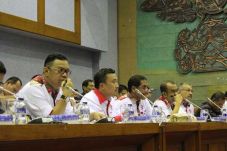 Kemenpora Tunggu Dokumen...