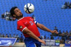 RESMI: Gaston Castano...