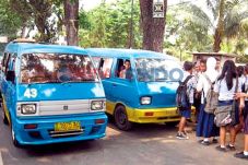 Tarif Angkot Karawang...