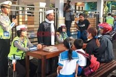 Pelanggar Lalin Diceramahi...