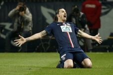 Awas, Ibrahimovic Kian...