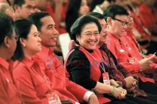 Megawati Ingatkan Janji...