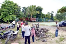 9 Motor Warga Dibakar