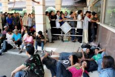 Kurang 24 Jam, Tiket...