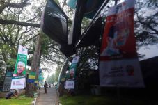 PKL di Bandung Ditertibkan...