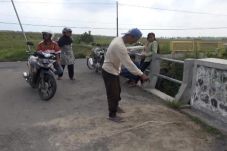 Seorang Pemuda Tewas...