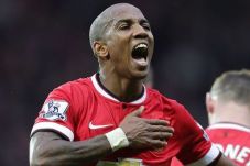 Ashley Young Pelecut...