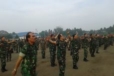 Panglima TNI Gelar Olahraga...