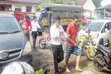 Bupati Besuk Oknum PNS