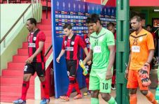 Kiper Maziya Paksa Persipura...