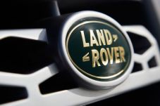 Land Rover Bentuk Divisi...