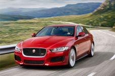 Jaguar Pertimbangkan...