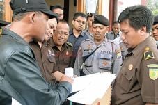 Pejabat dan Wartawan...