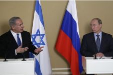 Via Telepon Netanyahu...