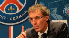 Menjamu Barca, Blanc...